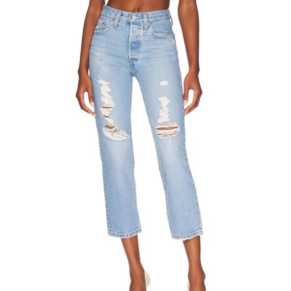 Levi's Denim - NWT Levi's 501 Crop Jeans in Ojai